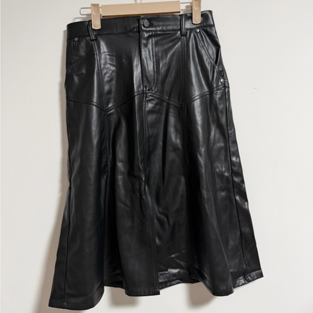 Gorgeous Sam Edelman Black A-Line Vegan Leather Skirt NWOT